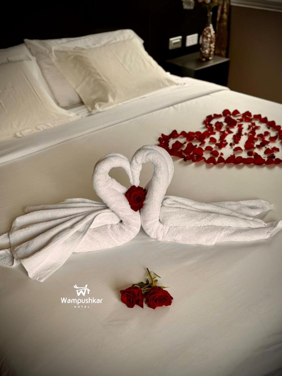 Hotel Wampushkar Zamora ภายนอก รูปภาพ